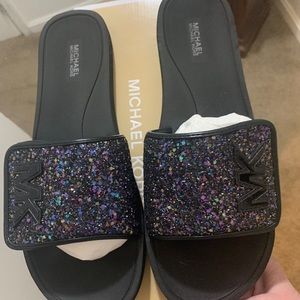 Michael kors slides / sandals